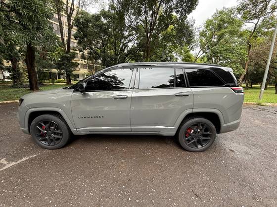 JEEP COMMANDER 2.0 HURRICANE 4 TURBO GASOLINA BLACKHAWK AT9 JEEP COMMANDER 2.0 HURRICANE 4 TURBO GASOLINA BLACKHAWK AT9